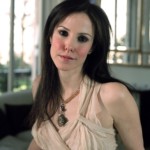Mary Louise Parker boobs 150x150